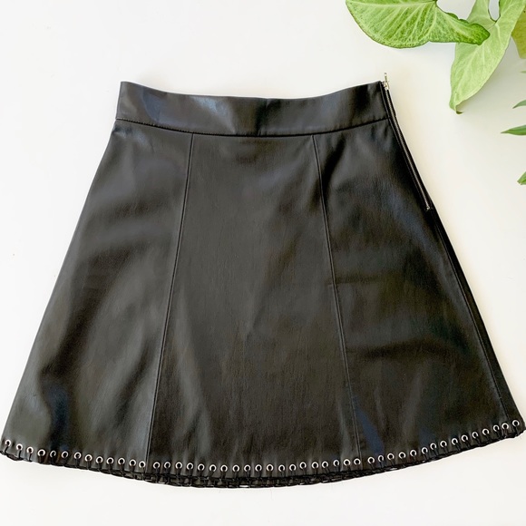 Zara Dresses & Skirts - Zara Faux Black Leather Whipstitch Edge Skirt M